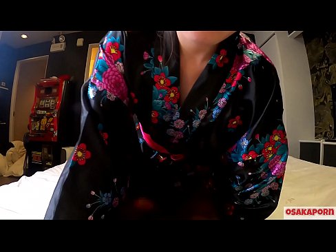 ❤️ ځوان cosplay نجلۍ په یوه آس او په یوه blowjob کې د squirt سره orgasm ته جنس خوښوي. اسيايي نجلۍ چې ويښتان لرونکې بلۍ او ښکلې سينه يې په دوديز جاپاني لباس کې په شوقيه ويډيو کې د مشت زنی ښکارندویي کوي. ساکورا 3 اوساکاپورن. ️❌  ❌️❤